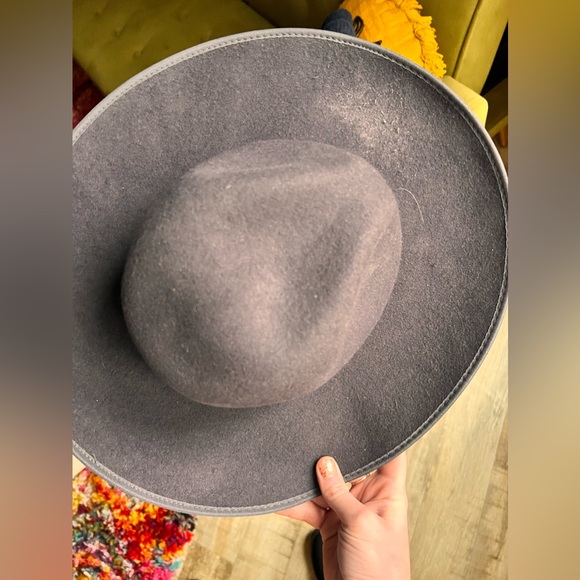 3 wool hat bundle universal thread - Picture 3 of 11